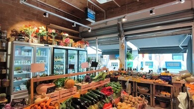 Carrer de Pàdua, 96, Barcelona, Barcelona for lease - Commercial Listing Video 