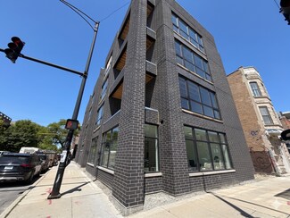 Plus de détails pour 2756 W Chicago Ave, Chicago, IL - Commerce de détail à vendre