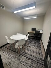 275 Lake St, Wayzata, MN for lease Interior Photo- Image 1 of 2