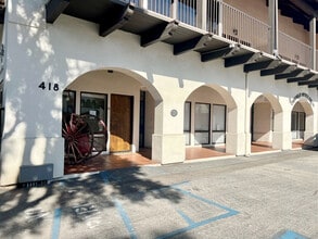 418 Chapala St, Santa Barbara, CA à louer Photo intérieure- Image 2 de 6