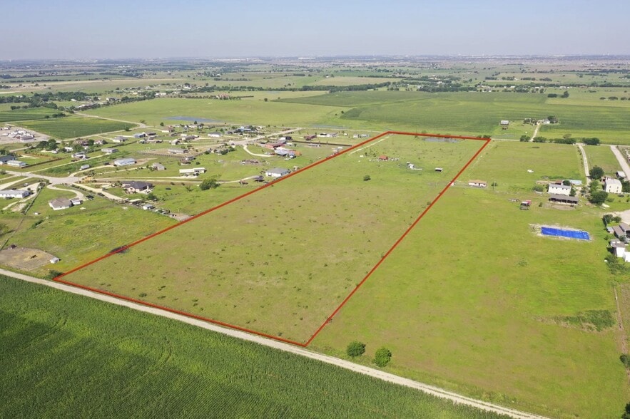 20333 Wind Farm Rd, Coupland, TX for sale - Aerial - Image 1 of 4