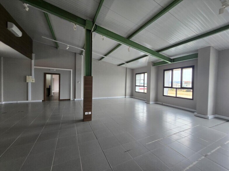 Polígono Industrial Bayas, 16, Miranda de Ebro, Burgos à vendre - Photo du bâtiment - Image 3 de 10