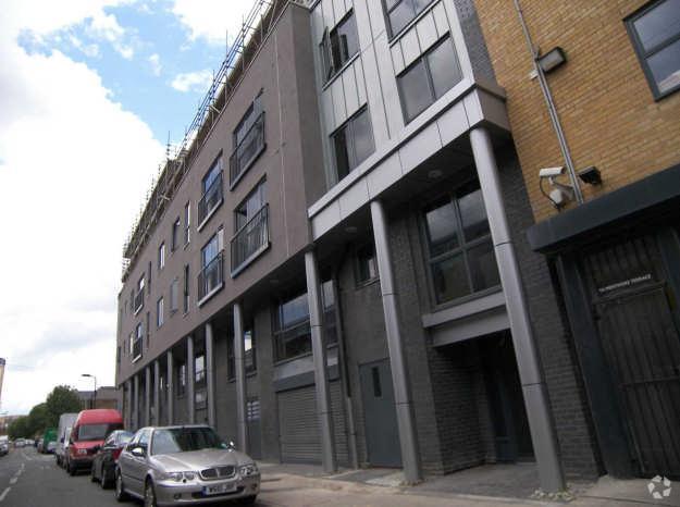 1B Mentmore Ter, London for lease - Building Photo - Image 2 of 19