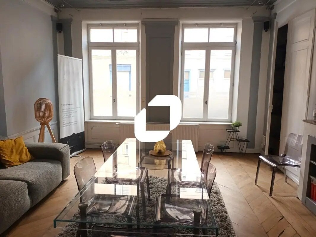 Office in Lille for sale Interior Photo- Image 1 of 10