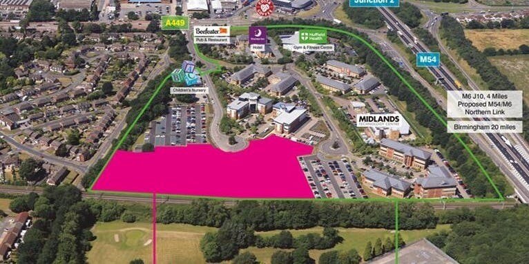 Greenfield Ln, Wolverhampton à vendre - Photo du bâtiment - Image 2 de 7