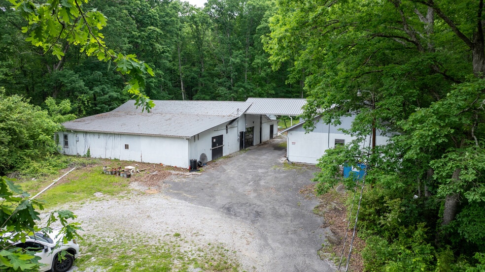 198 Adkisson Rd, Harriman, TN for sale - Building Photo - Image 2 of 37