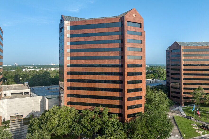 757 N Eldridge Pky, Houston, TX à vendre - Photo du bâtiment - Image 3 de 32