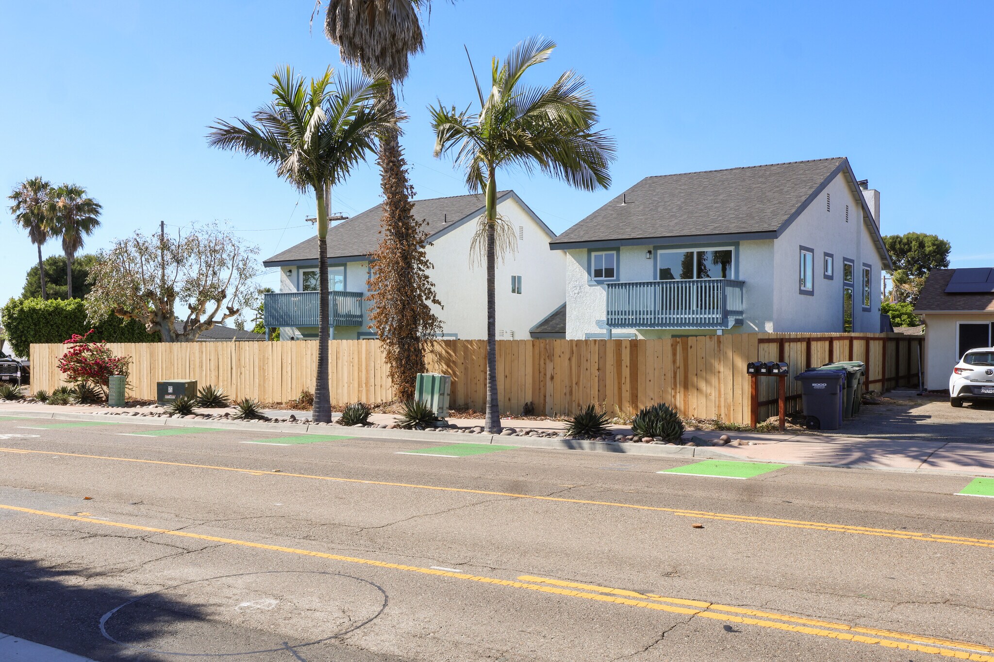 658 Santa Fe Dr, Encinitas, CA à vendre Photo du bâtiment- Image 1 de 29