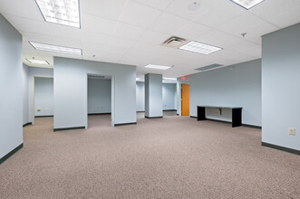 1000 Stonewood Dr, Wexford, PA à louer Photo intérieure- Image 2 de 9