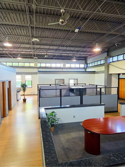 611 S Sandusky St, Delaware, OH à vendre - Photo du bâtiment - Image 2 de 5