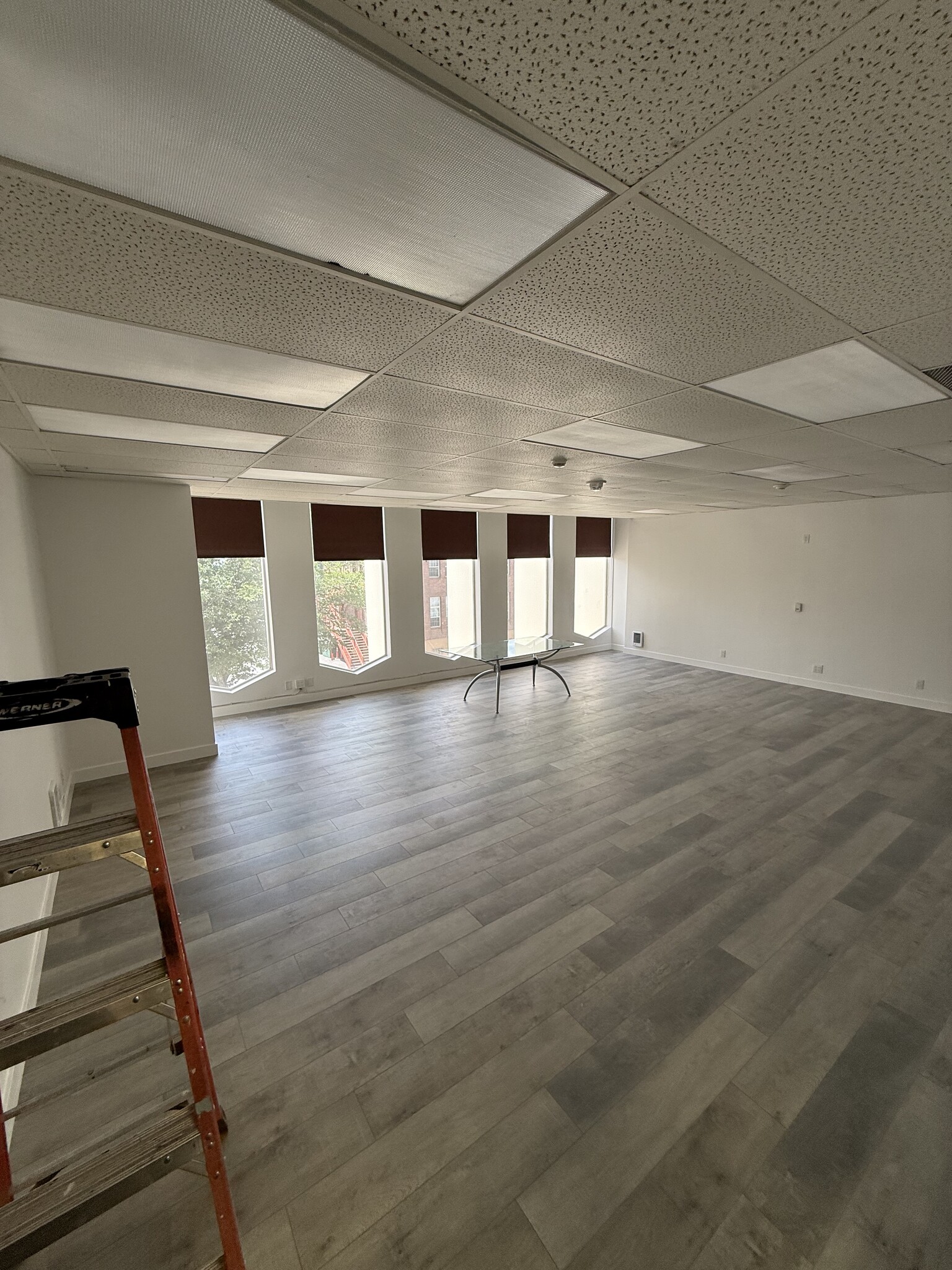 100 N Arlington Ave, Reno, NV à louer Photo intérieure- Image 1 de 1