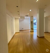 Retail in Cuenca, Cuenca for lease Interior Photo- Image 1 of 2