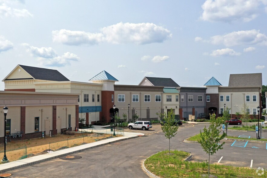 90-105 Saddle Way, Chesterfield, NJ à louer - Photo du bâtiment - Image 3 de 22