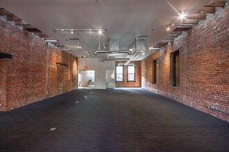 209 Carrall St, Vancouver, BC for lease Interior Photo- Image 2 of 5