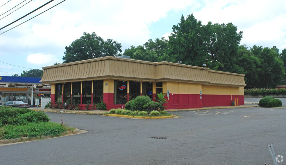 3800 Brookshire Blvd, Charlotte, NC for sale - Primary Photo - Image 1 of 5