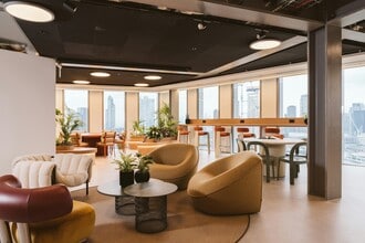 103-105 Bunhill Row, Londres à louer Photo du bâtiment- Image 2 de 177