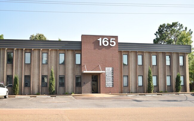 Plus de détails pour 165 W South St, Hernando, MS - Bureau à louer