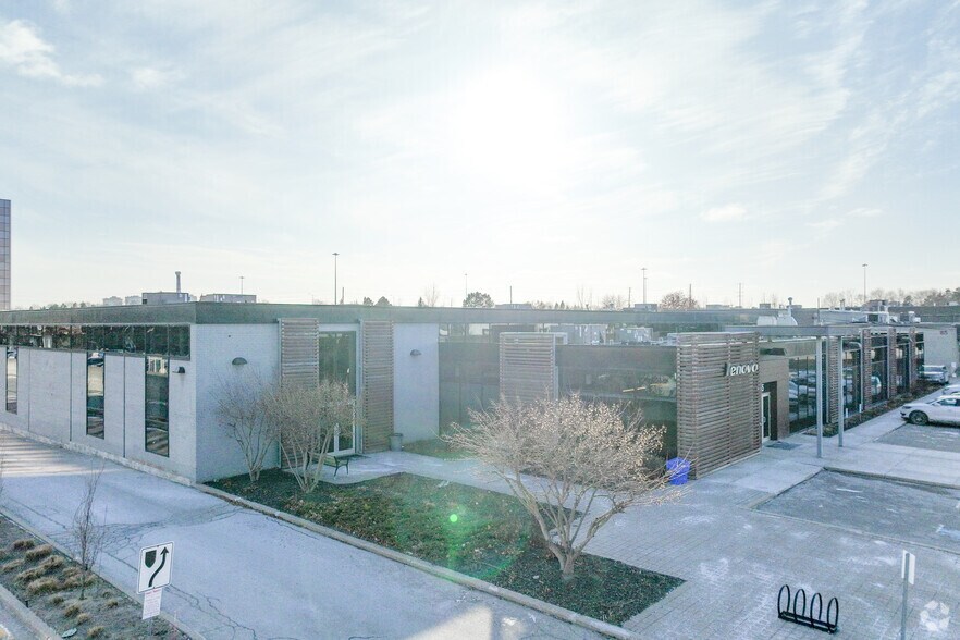 55 Idema Rd, Markham, ON à vendre - Photo principale - Image 1 de 1