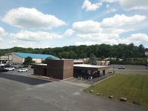 209 Skyline Dr, East Stroudsburg, PA for lease Building Photo- Image 1 of 7