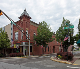 Plus de détails pour 201 W Market St, Bluffton, IN - Bureau/Commerce de détail à louer