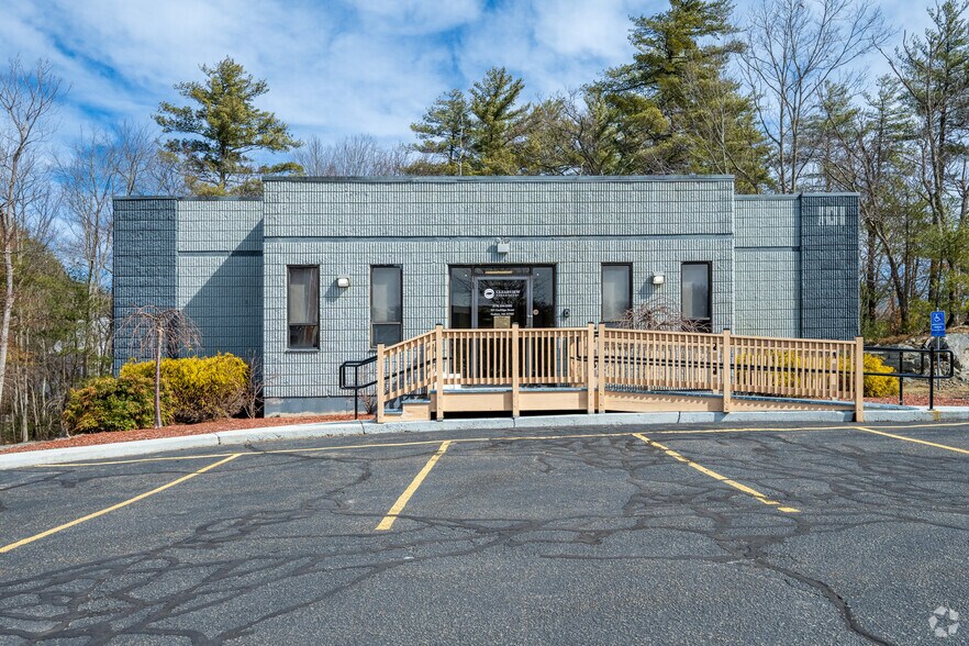 101 Coolidge St, Hudson, MA à louer - Photo du bâtiment - Image 2 de 6