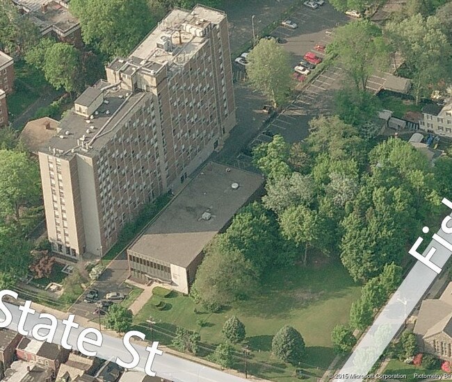 Plus de détails pour 495 W State St, Trenton, NJ - Bureau à vendre