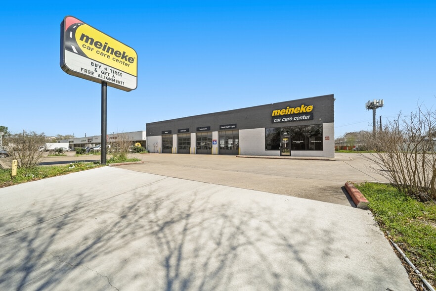 2343 S Kirkwood Rd, Houston, TX for sale - Building Photo - Image 3 of 7