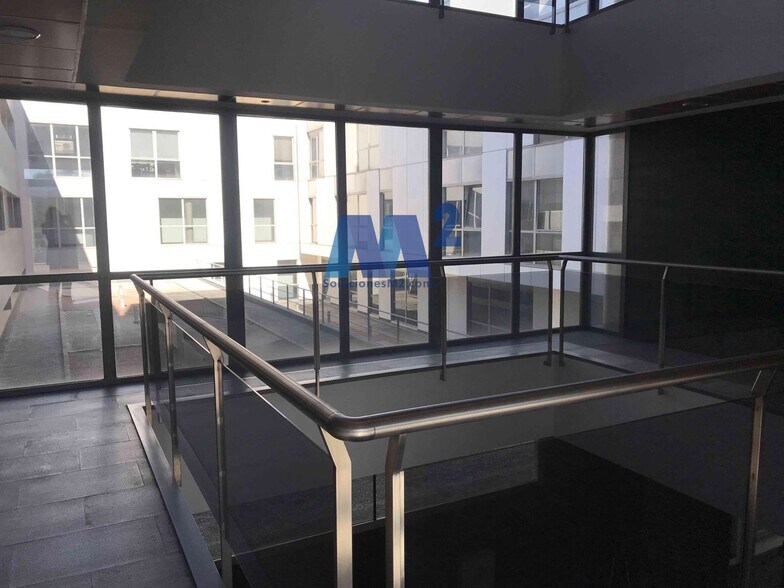 Office in Alcobendas, Madrid for lease - Interior Photo - Image 3 of 4