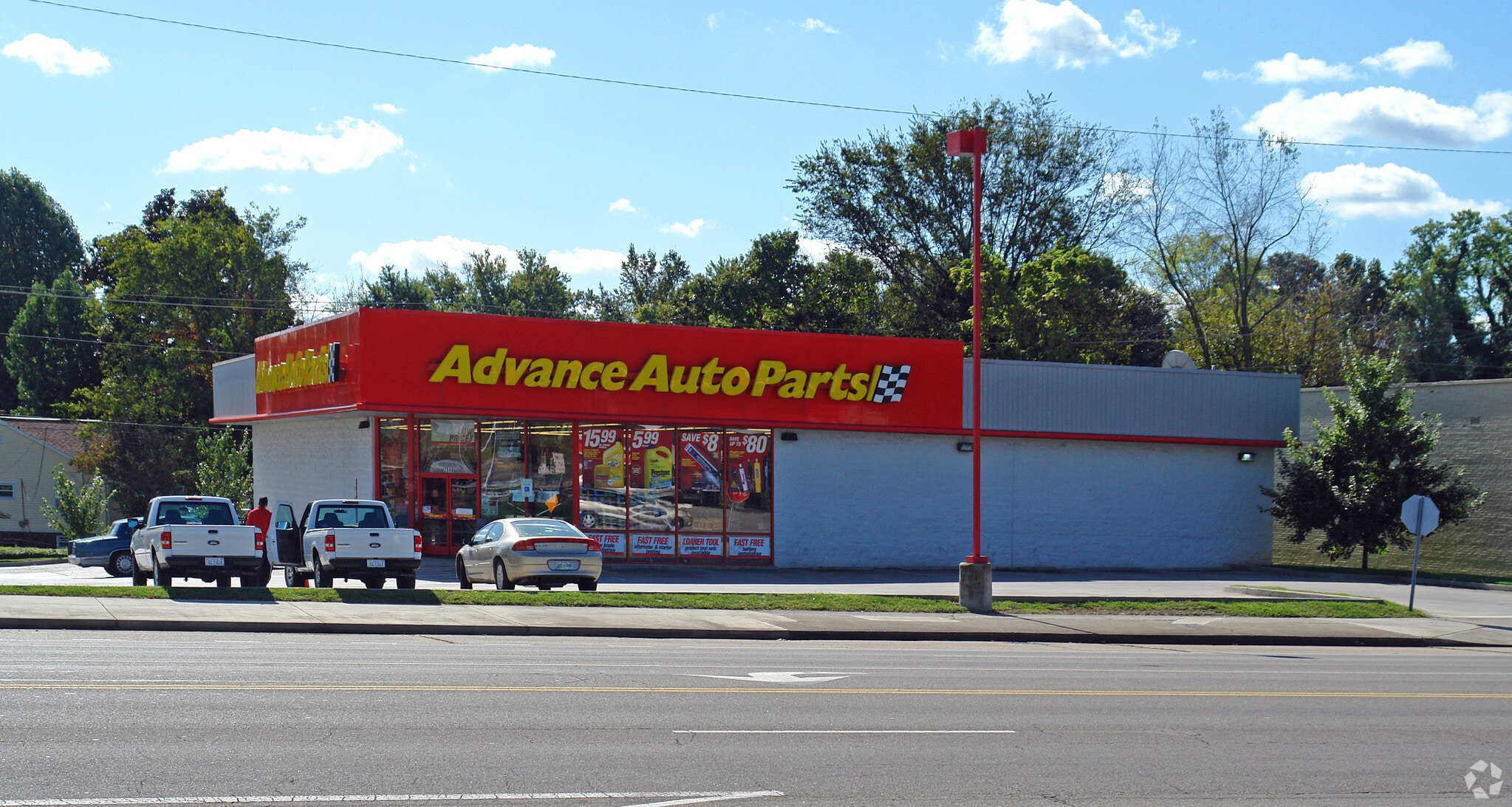 2580 E Magnolia Ave, Knoxville, TN for sale Building Photo- Image 1 of 15