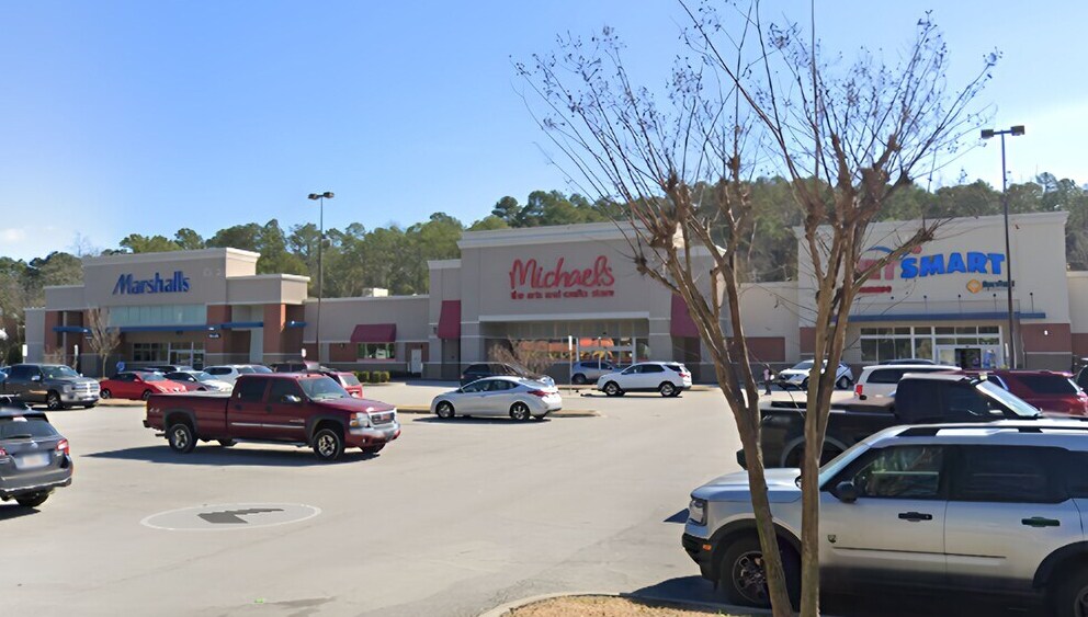 4400 Fort Jackson Blvd, Columbia, SC à louer Photo du bâtiment- Image 1 de 4