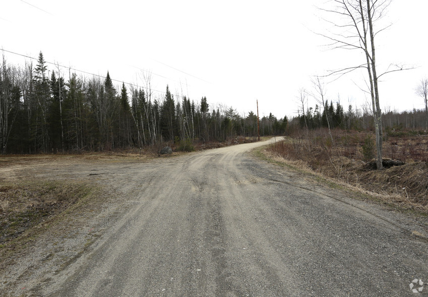 Auburn Rd, Turner, ME à vendre - Photo principale - Image 1 de 1