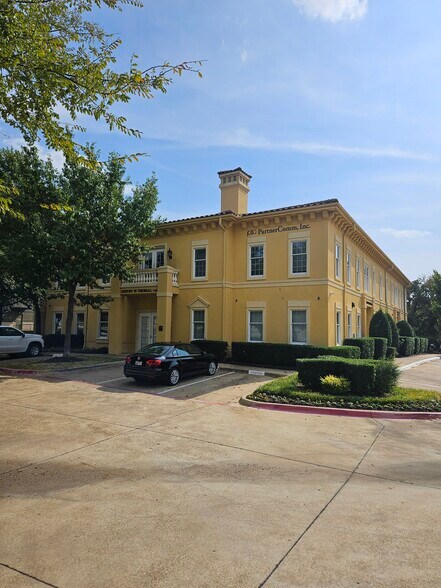 2304 W Interstate 20, Arlington, TX à louer - Photo du bâtiment - Image 3 de 15