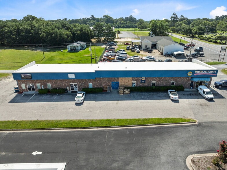 1108 Kingold Blvd, Snow Hill, NC for sale - Building Photo - Image 3 of 13