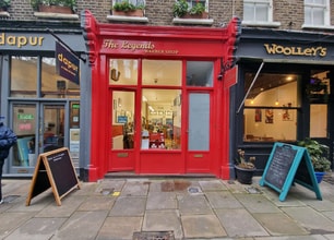 12 Lambs Conduit Passage, Londres à louer Photo du bâtiment- Image 1 de 5