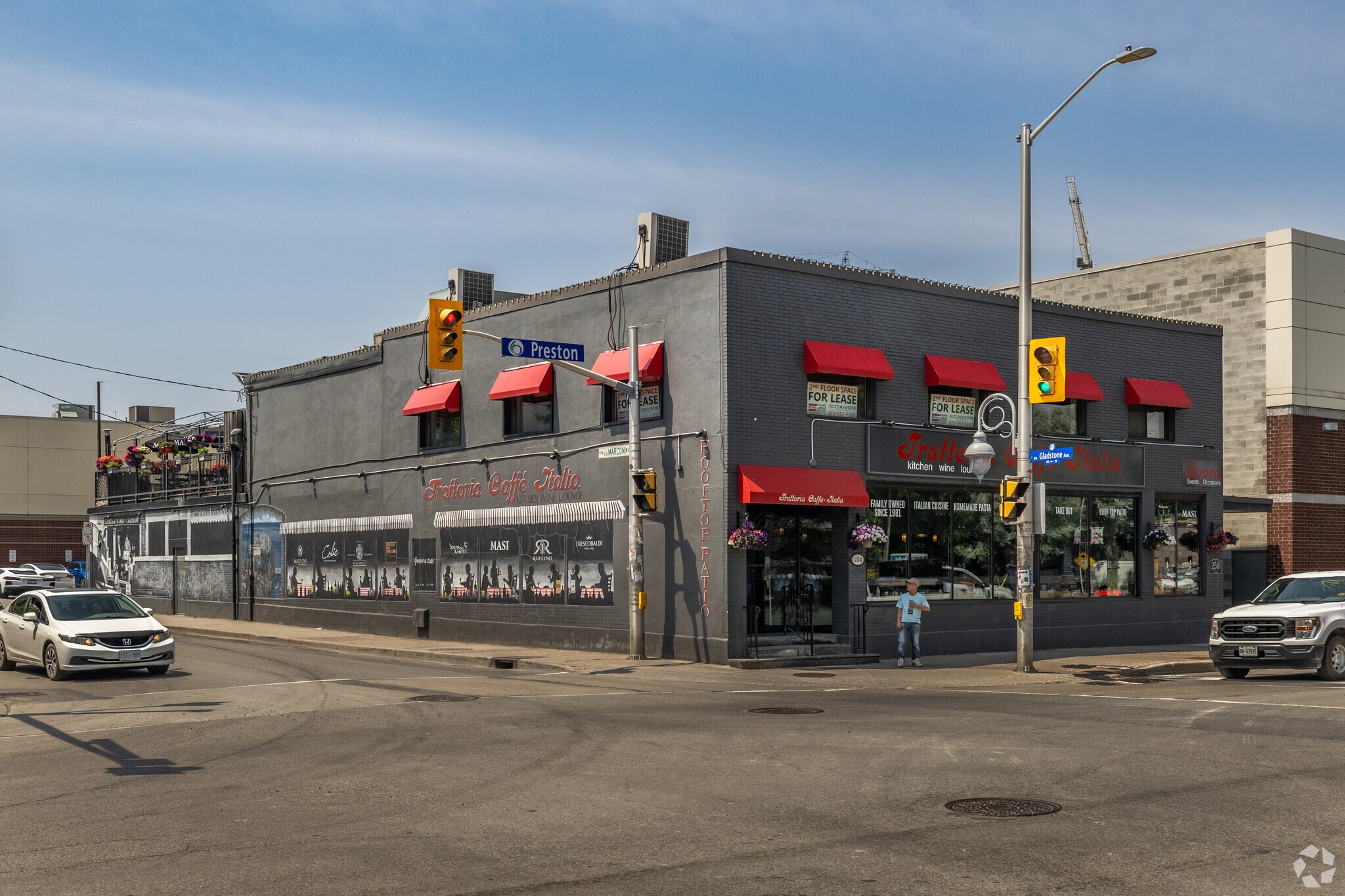 250 Preston St, Ottawa, ON for lease Primary Photo- Image 1 of 4