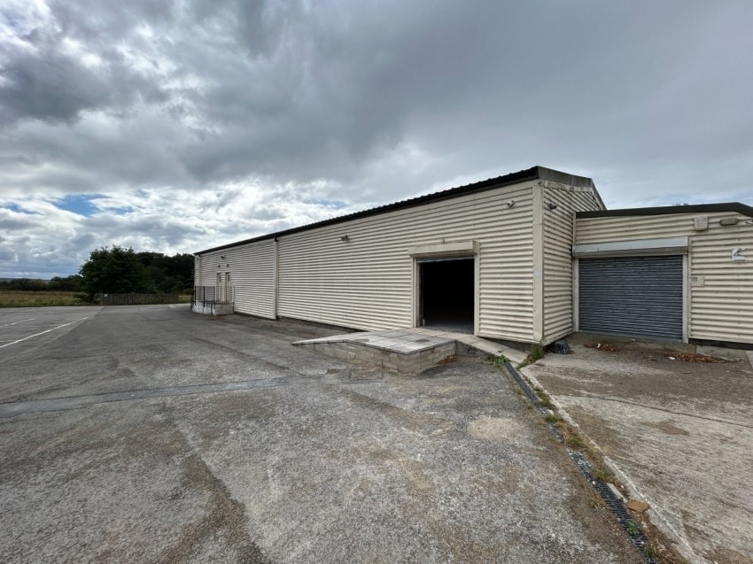 Hardisty Hl, Otley for lease Building Photo- Image 1 of 5