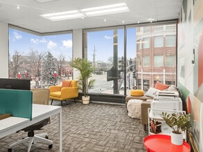 5100 Main St, Downers Grove, IL for lease Interior Photo- Image 2 of 3