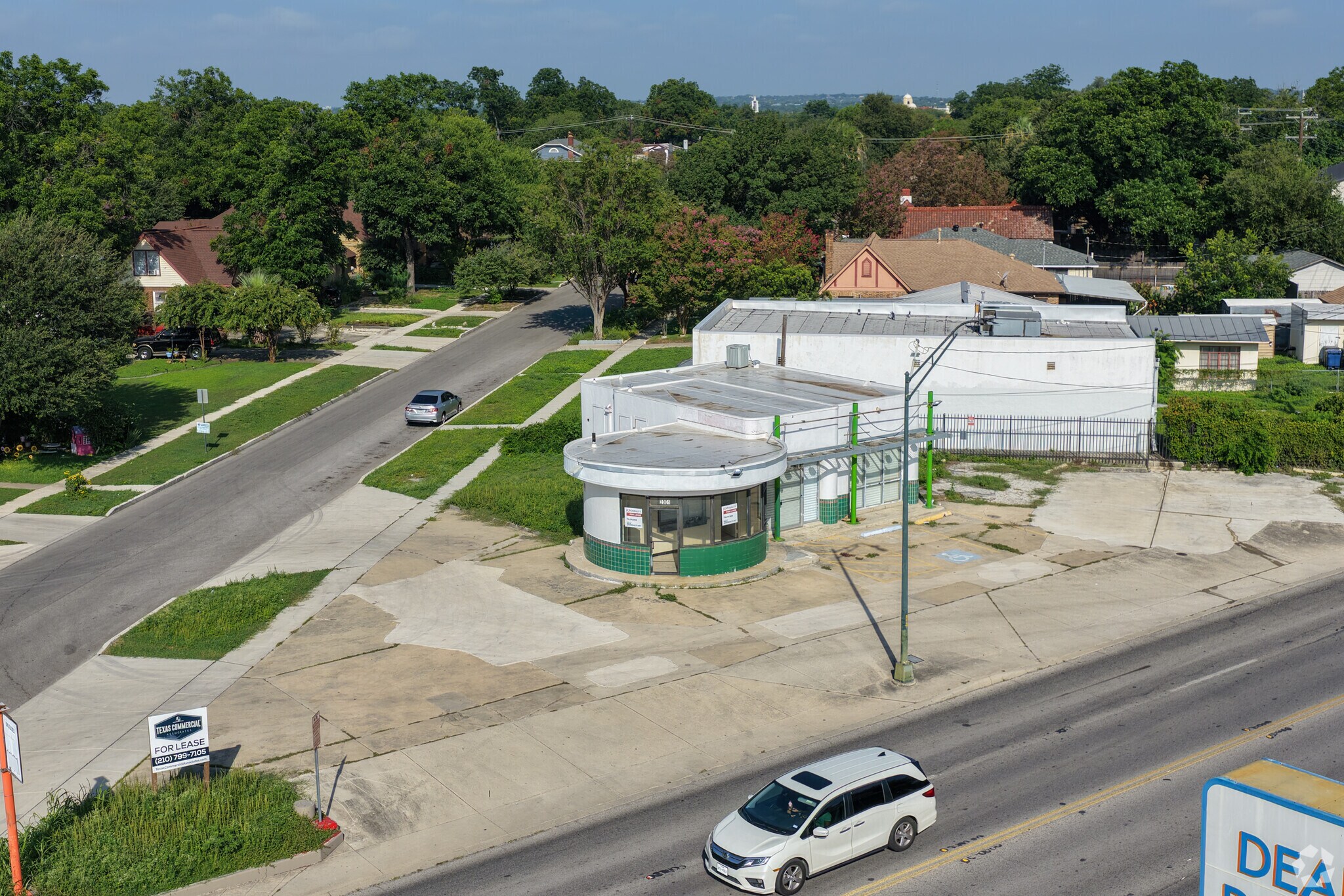 2001 Fredericksburg Rd, San Antonio, TX à louer Photo principale- Image 1 de 11