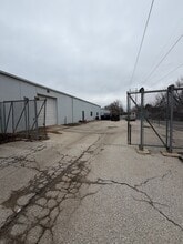 11513 Strang Line Rd, Olathe, KS for lease Building Photo- Image 2 of 5