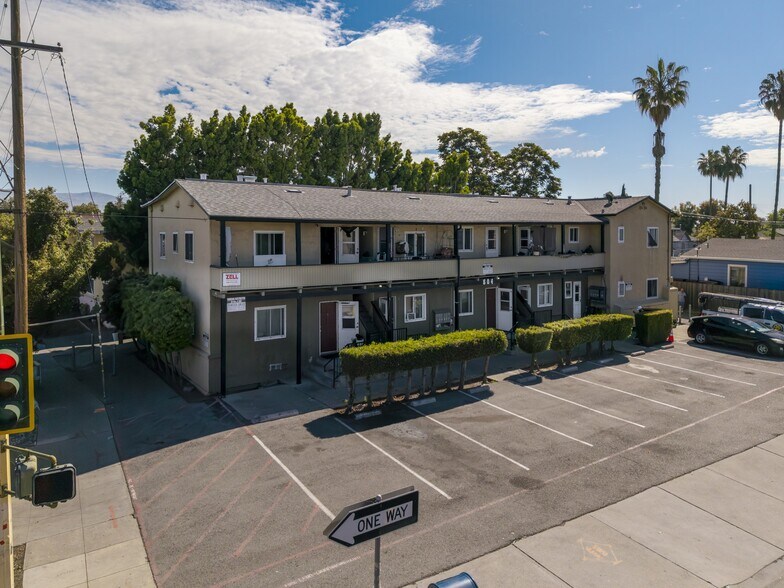 804 S Almaden Ave, San Jose, CA à vendre - Photo du bâtiment - Image 2 de 13
