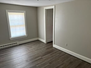 406 Mill St, Occoquan, VA for lease Interior Photo- Image 2 of 2