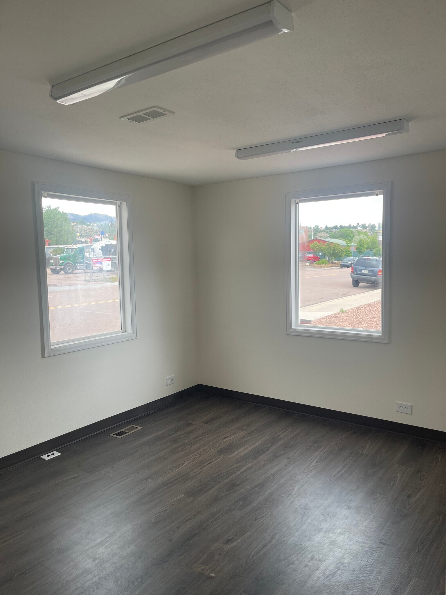4405 Mark Dabling Blvd, Colorado Springs, CO for lease Interior Photo- Image 1 of 6