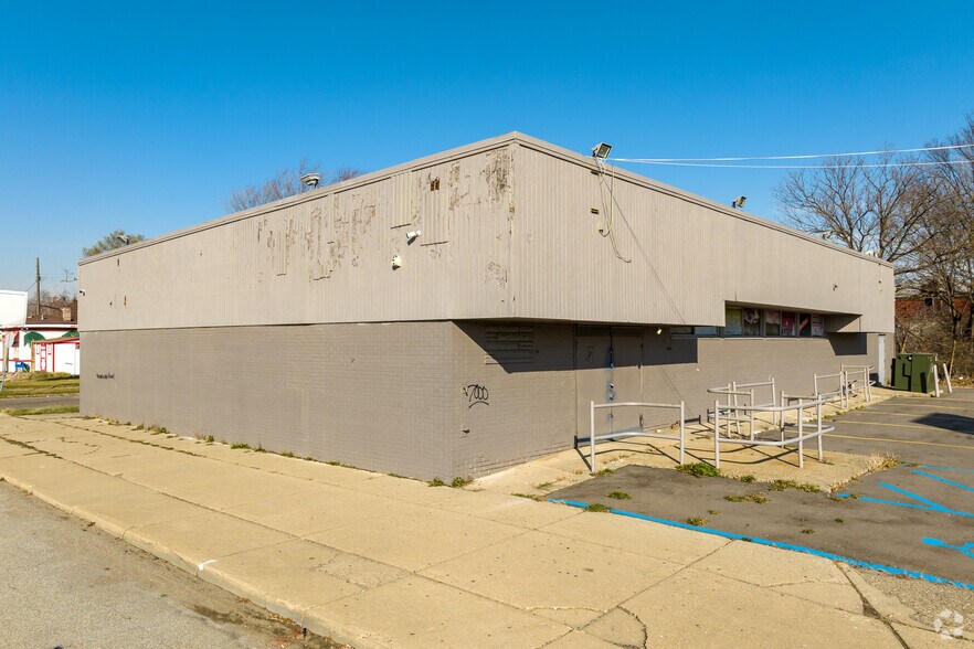 13230 Hamilton Ave, Highland Park, MI à vendre - Photo du bâtiment - Image 2 de 7