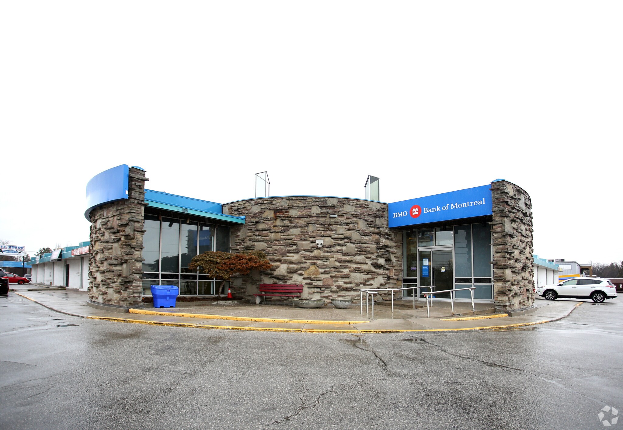 69 Bramalea Rd, Brampton, ON for sale Primary Photo- Image 1 of 1