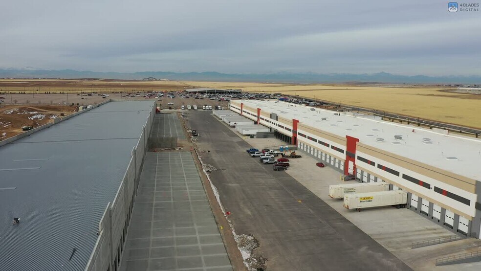 26100-26120 E 68th Ave, Aurora, CO à louer - Vidéo sur l’inscription commerciale - Image 2 de 17