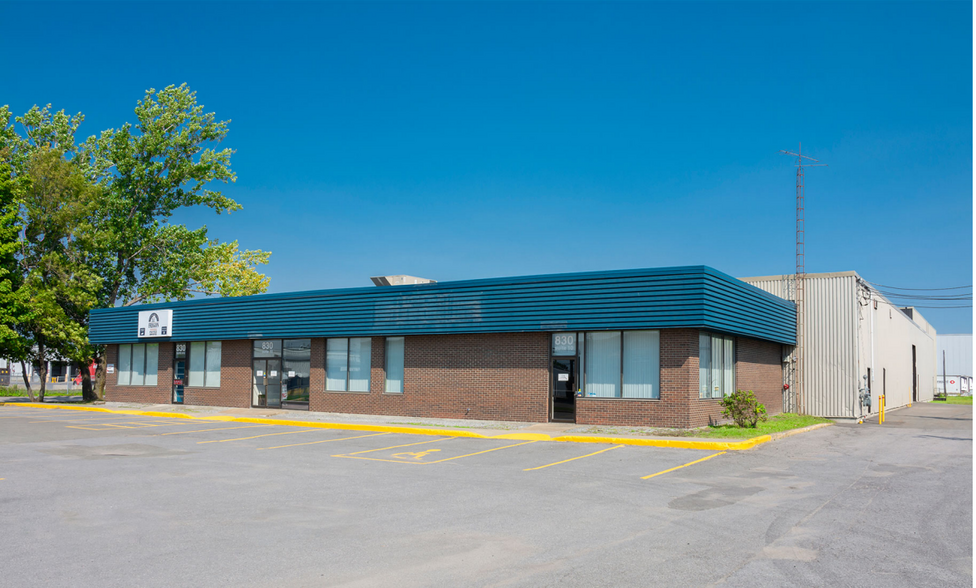 830 Av Godin, Québec, QC for lease - Building Photo - Image 1 of 3