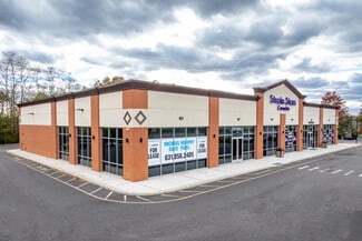 Plus de détails pour 1871 Old Country Rd, Riverhead, NY - Commerce de détail à louer