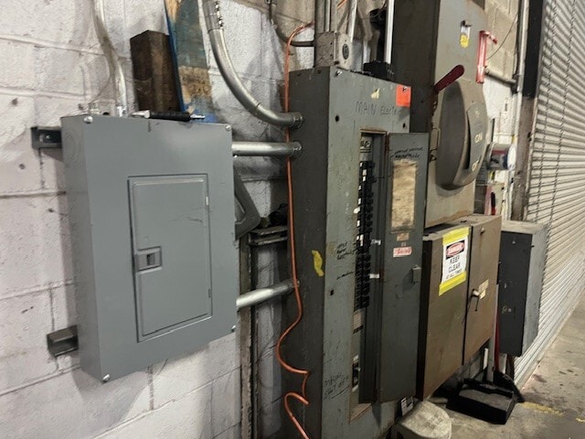 76 Apollo St, Brooklyn, NY à louer - Photo intérieure - Image 2 de 3