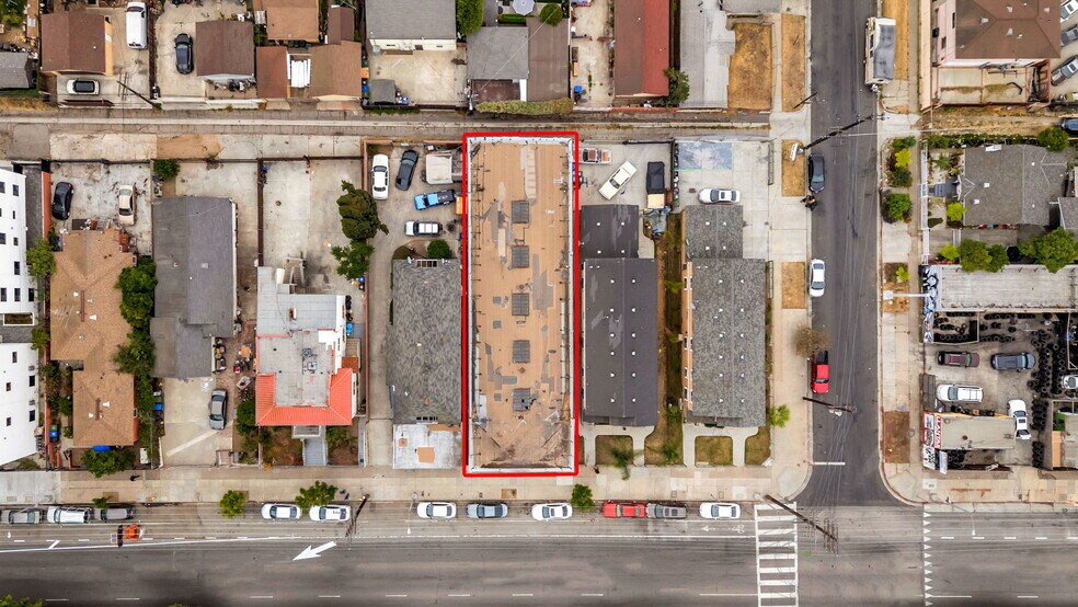 8938 S Vermont Ave, Los Angeles, CA à vendre - Photo du bâtiment - Image 1 de 1