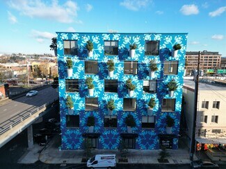 Plus de détails pour 850 SE 3rd Ave, Portland, OR - Bureau à louer